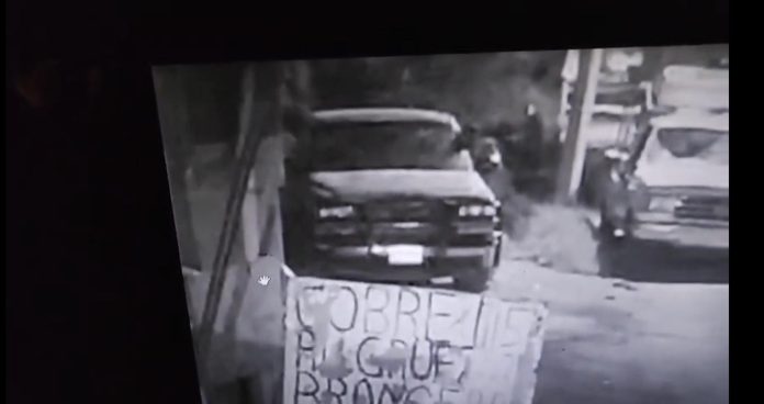 una camara de seguridad captó el momento del robo