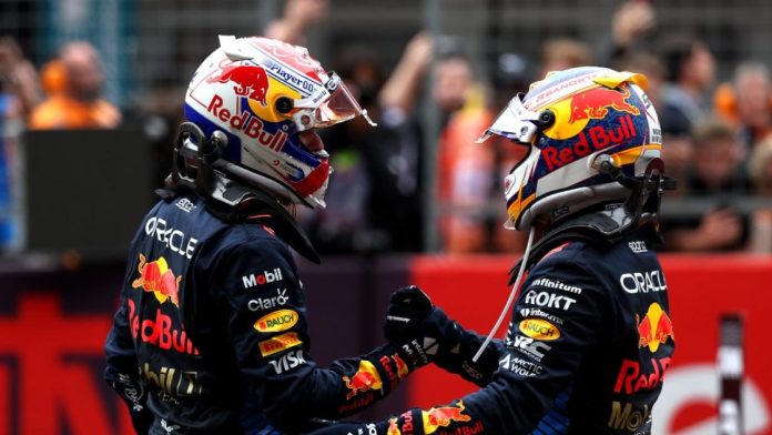VERSTAPPEN REACCIONÓ A LA RENOVACIÓN DE CHECO PÉREZ
