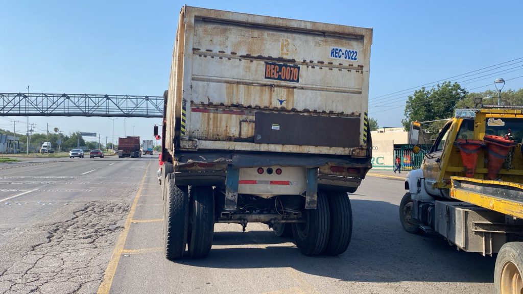 Choca dama a tráiler carbonero