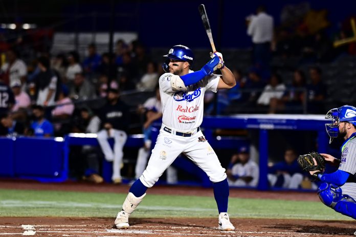 Los Charros de Jalisco pegan primero