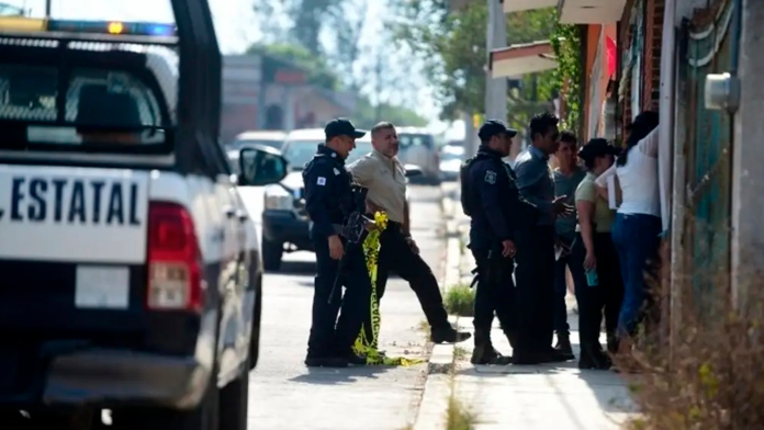 Asesinan a mujer a sangre fría durante asalto frente a su familia
