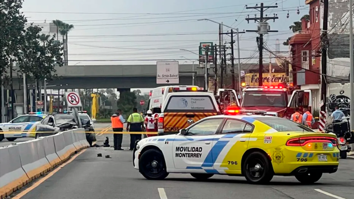 Conductor pierde la vida en avenida tras impactar con muro