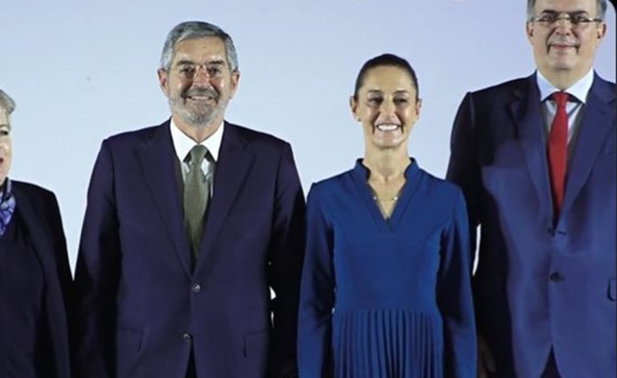 De la Fuente afirma prioridad de la SRE en apoyo a mexicanos en el extranjero