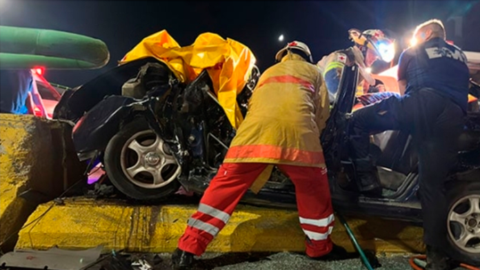 Joven ebrio muere tras chocar contra muro de concreto en Saltillo