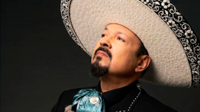 Pepe Aguilar restringe comentarios en Instagram tras críticas a su hija como 'la tercera en discordia'