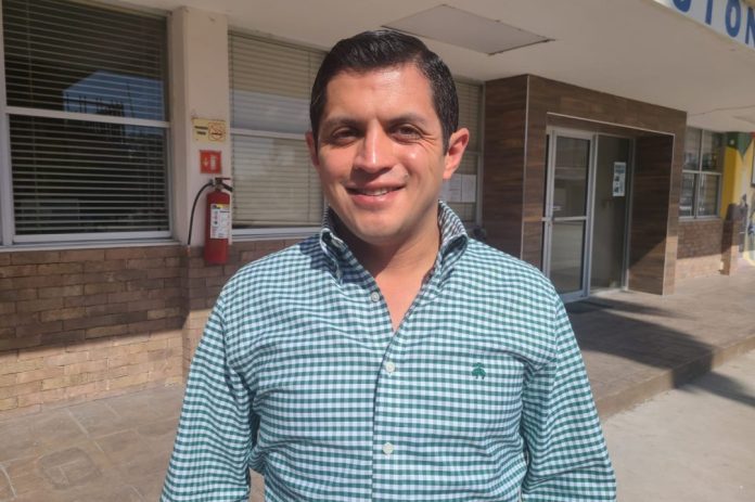 Tadeo Vargas, Director de la FACyD de la UA de C