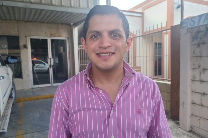 Tadeo Vargas, Director de la FACyD de la UA de C