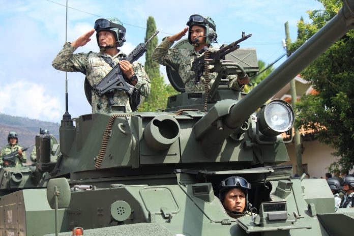 Ejército Mexicano se une a la celebración del 147 aniversario del municipio de Aguililla, Michoacán