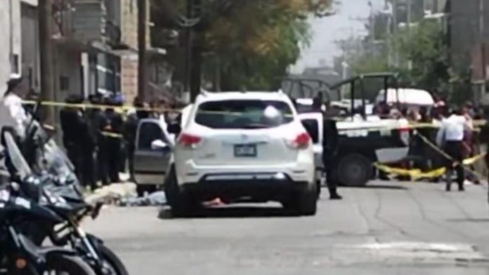Niña de 2 años fallece tras tiroteo entre adolescentes de 14 años