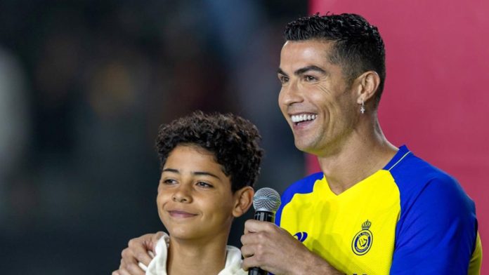 Cristiano Ronaldo Un último juego junto a su hijo