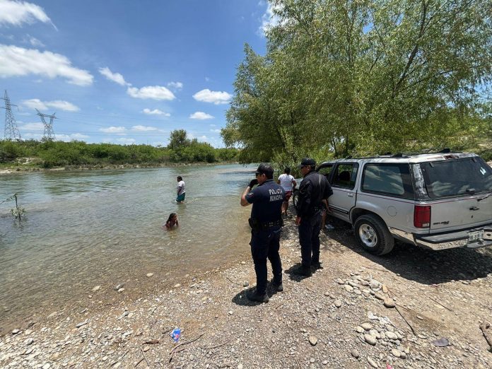 En un parque local del río Sabinas operativo de seguridad publica Sabinas