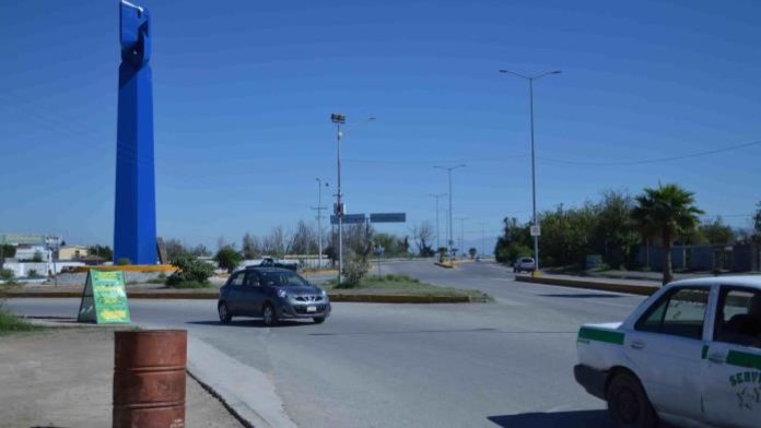 Hombre agrede a su esposa; la mujer tuvo que salir a pedir ayuda