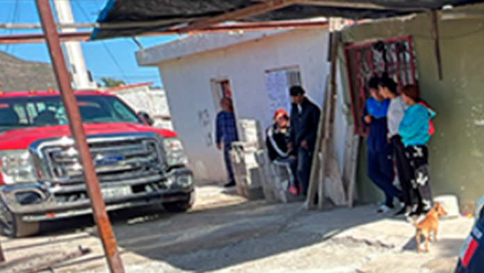 Hombre despierta y nota que su esposa se quitó la vida; estaba colgando de una cuerda