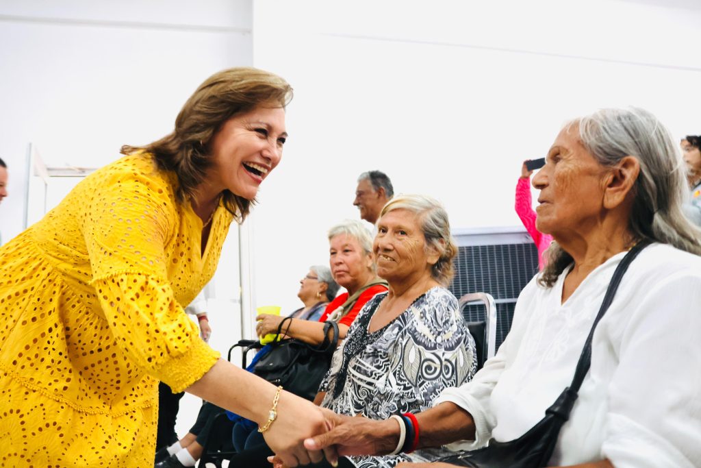 Se realizó con éxito en Sabinas la Feria de la Salud del Adulto Mayor