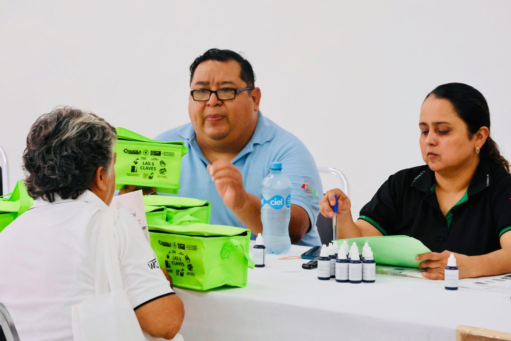 Se realizó con éxito en Sabinas la Feria de la Salud del Adulto Mayor