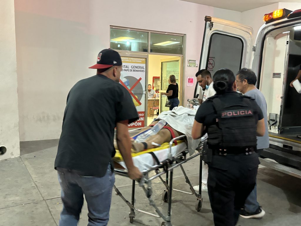 Una mujer sin vida y dos lesionados dejó volcadura en San Buena