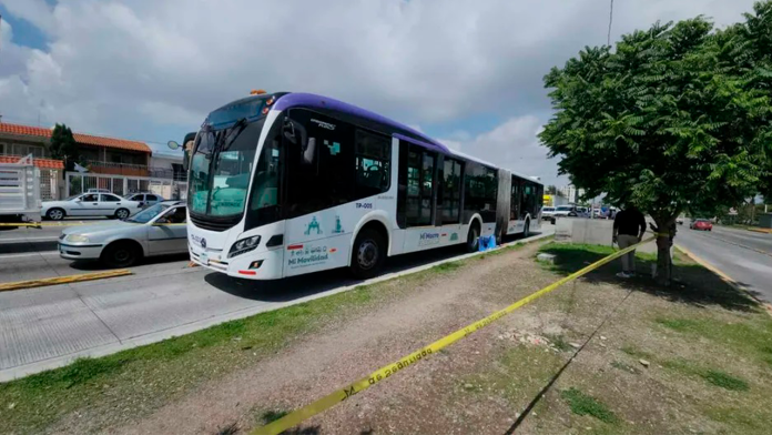 Mujer en situación de calle fallece tras ser atropellada por camión