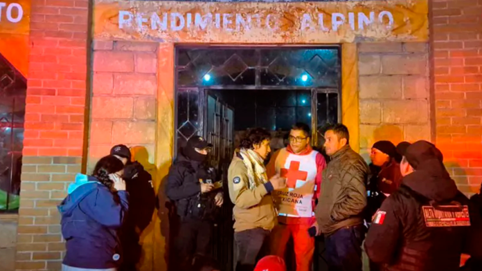 Rescatan a 60 niños y 17 adultos en el Iztaccíhuatl tras un retiro espiritual