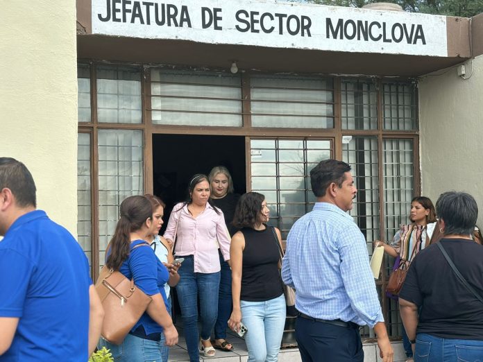 Atenderán autoridades educativas quejas contra supervisora