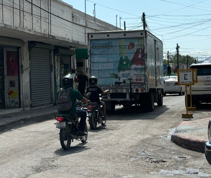 Intensifican operativos de revisión de motociclistas en Monclova