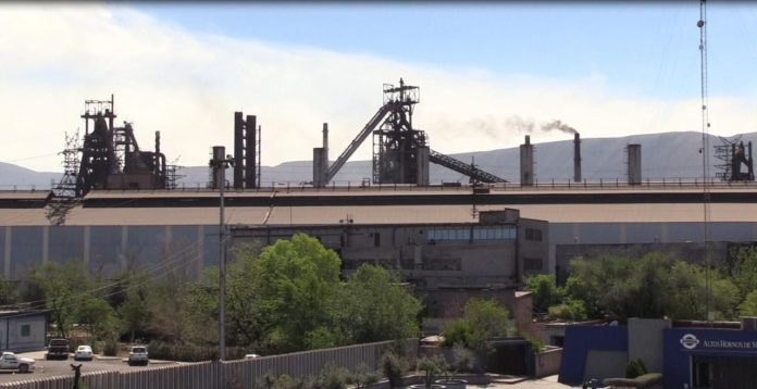Subasta de AHMSA debe condicionarse a la reactivación de la empresa