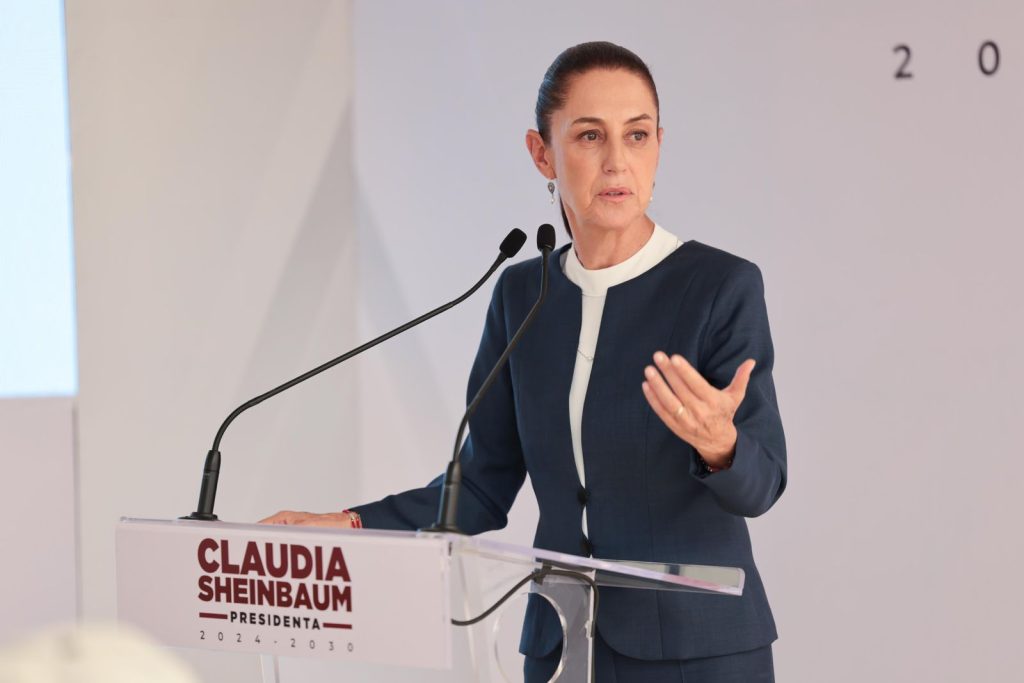 Claudia Sheinbaum anuncia construcción de tres mil km de tren de pasajeros en el norte para el próximo sexenio