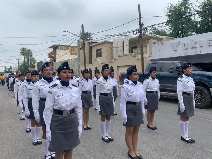 Entregan apoyos al pentathlon en Acuña