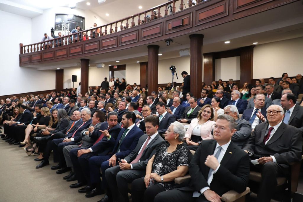 Inscriben en el Muro de Honor del congreso "Coahuila, 200 Años de Grandeza"