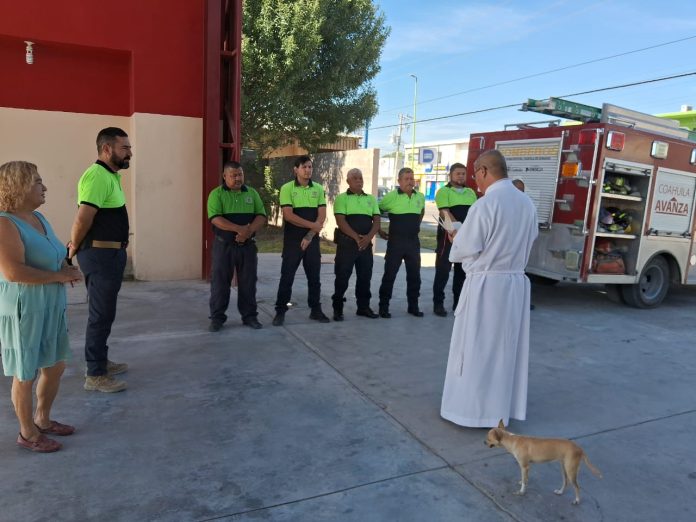 Celebra San Buenaventura Día del Bombero con bendición
