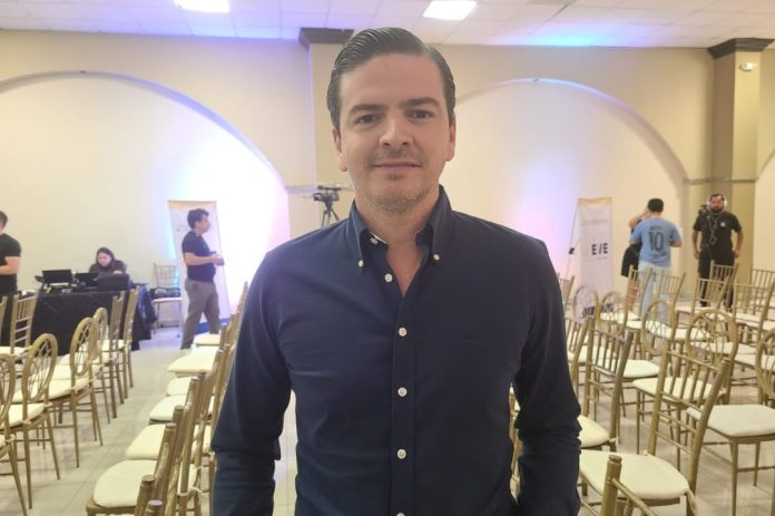 Cesar Isidro Muñoz, Gerente de Marketing de CBI