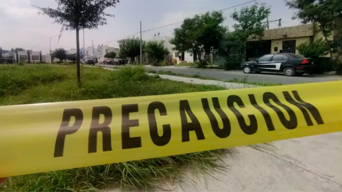 Encuentran a un hombre sin vida en su hogar en la colonia Privadas de Lincoln, García, NL