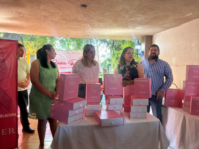 La Fundación Casa Rosa entrega prótesis de mama gratuitas en Monclova