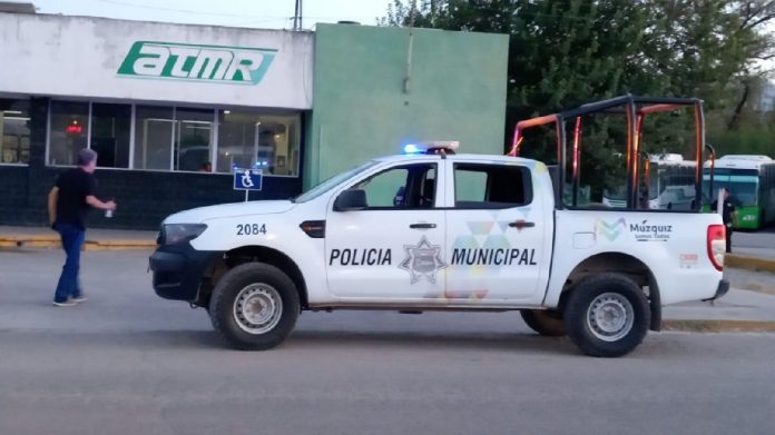 Policías municipales de Múzquiz acudieron a un reporte de robo
