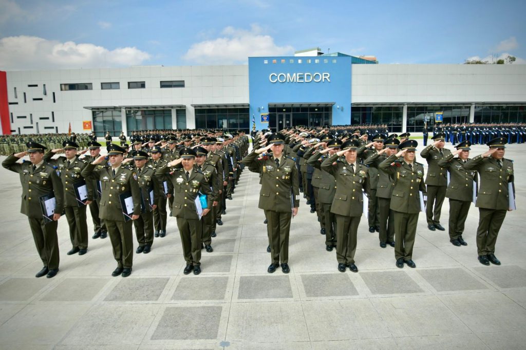 Graduación de la Escuela Militar de Ingenieros