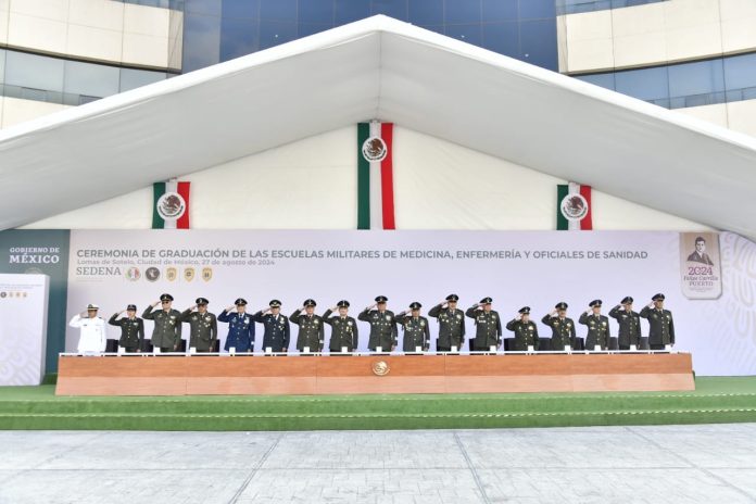 El Ejército Mexicano gradúa a 251 profesionales de la salud