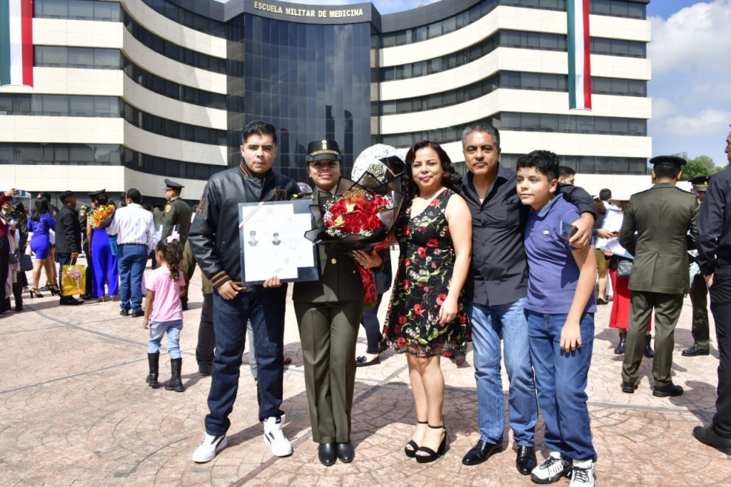 El Ejército Mexicano gradúa a 251 profesionales de la salud