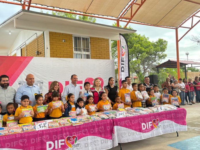 Escuela primaria Club Rotario recibió paquetes de útiles escolares