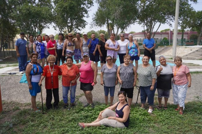 Da arranque el DIF Acuña a actividades del mes del abuelo