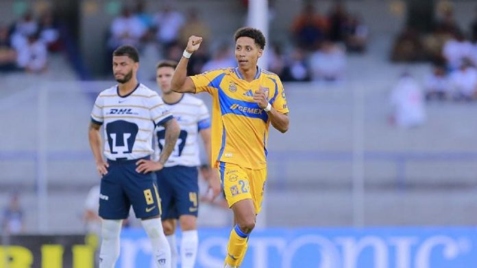 Tigres supera a Pumas con remontada y sigue invicto en el Apertura 2024