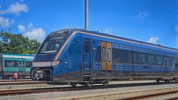 P’atal: El primer tren de larga distancia para el Tren Maya es entregado