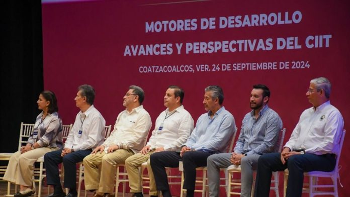 Se presenta en Coatzacoalcos el informe 'Motores de Desarrollo: Avances y Perspectivas del Corredor Interoceánico'