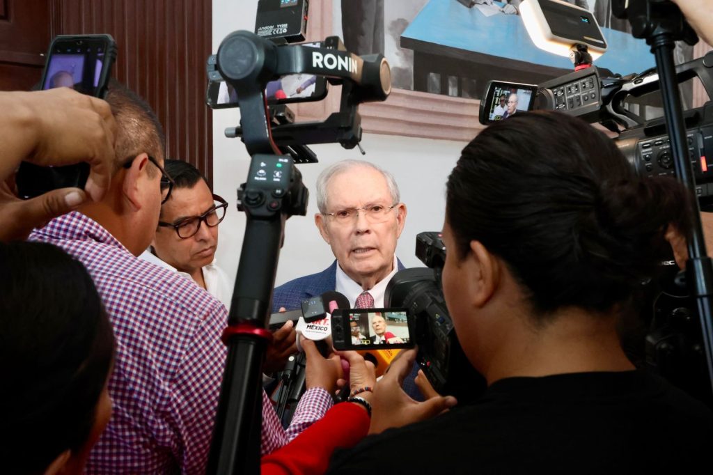 carlos robles