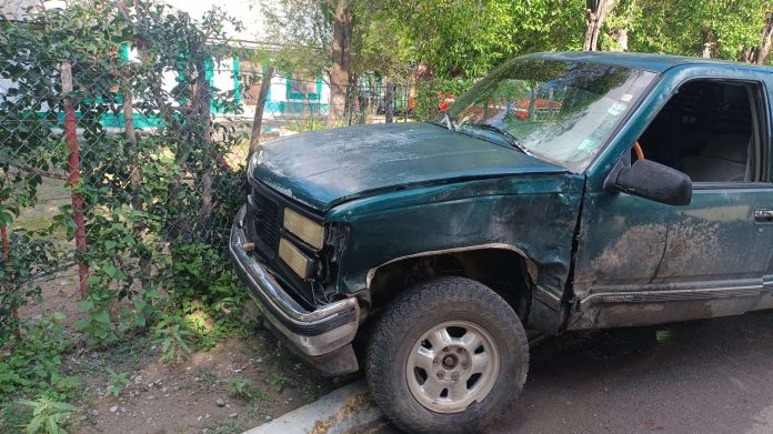 Dos menores de edad protagonizaron un choque al conducir
