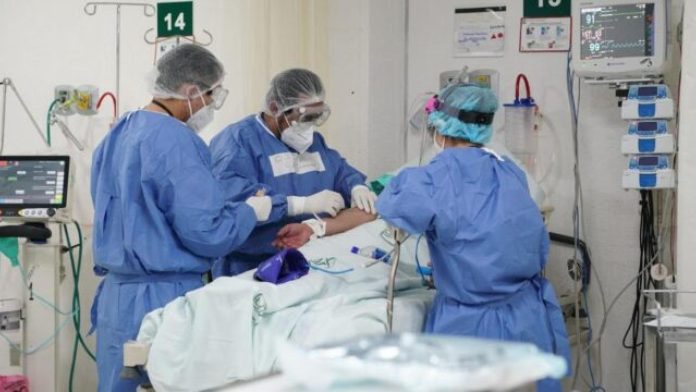 Gobierno Federal otorgará plazas permanentes a 19 mil trabajadores del IMSS que laboraron durante la pandemia