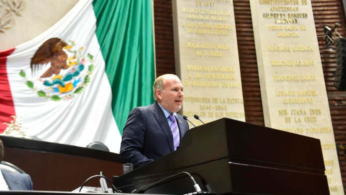 Theo Kalionchiz resalta avances en seguridad en Coahuila y rechaza la militarización de la Guardia Nacional