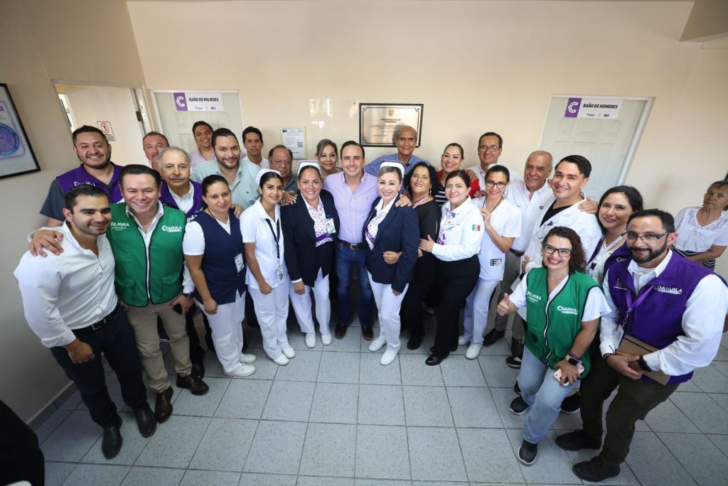 Inicia Manolo entrega de la Tarjeta de la Salud Popular en Coahuila