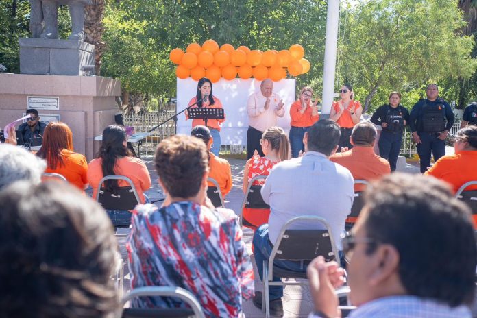 Conmemoran día contra la violencia en Castaños