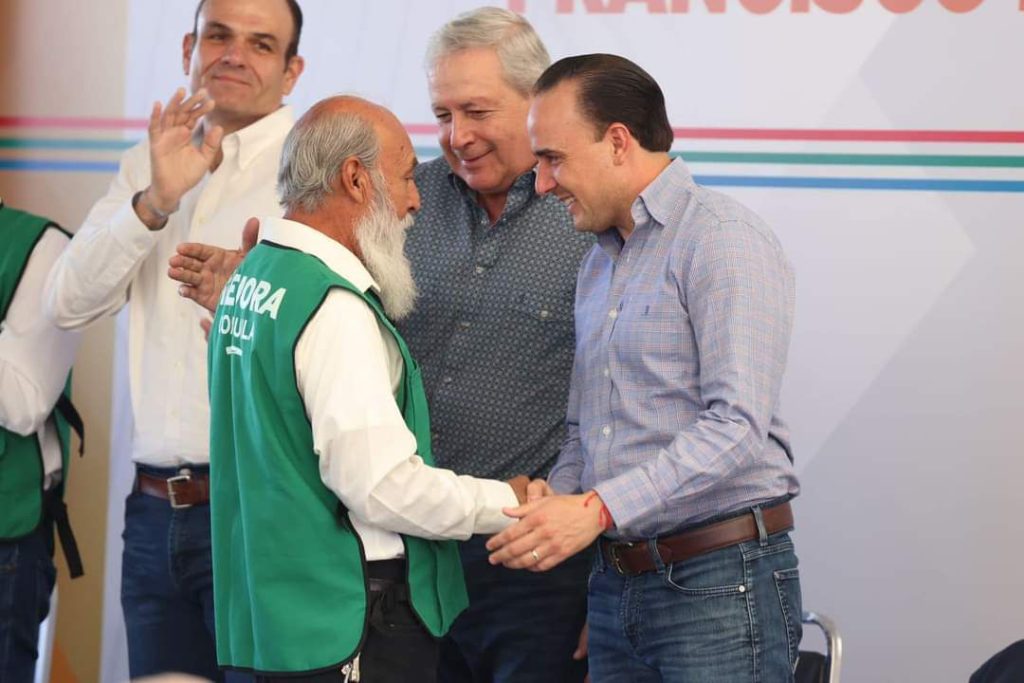 Entregan Gobernador Manolo Jiménez y alcalde José María Fraustro importante obra vial en Saltillo