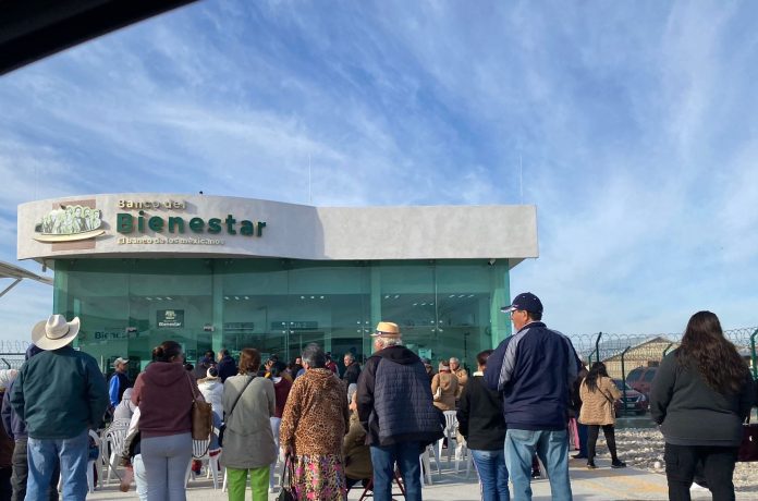 Inician entrega de apoyos de 65 y más