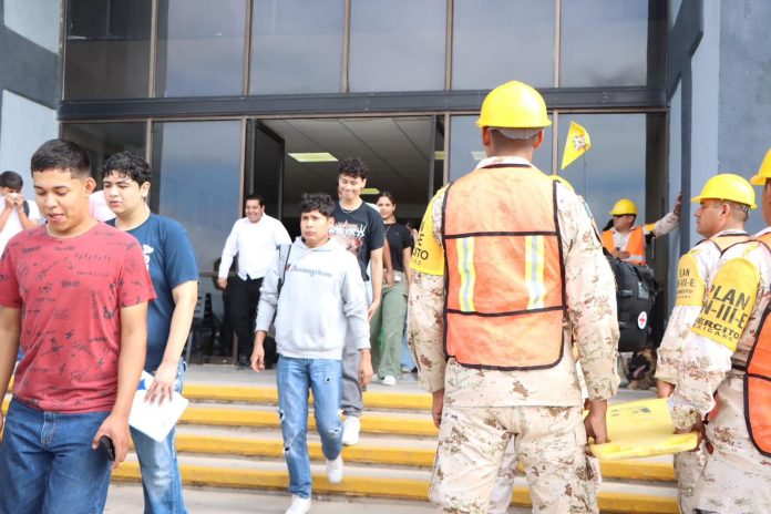 Protección Civil realiza simulacros en instituciones educativas